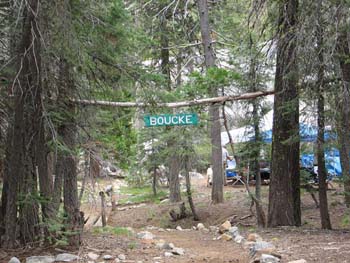 Entrance to Bouke Campsite